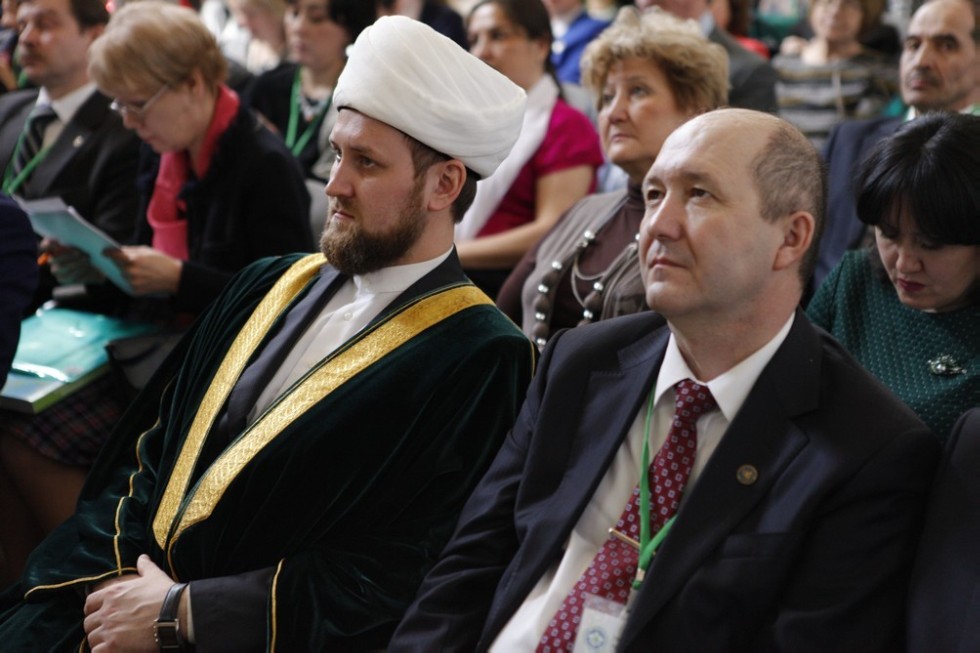 В Елабужском институте КФУ открылась IX-я Международная тюркологическая конференция В Елабужском институте КФУ открылась IX-я Международная тюркологическая конференция