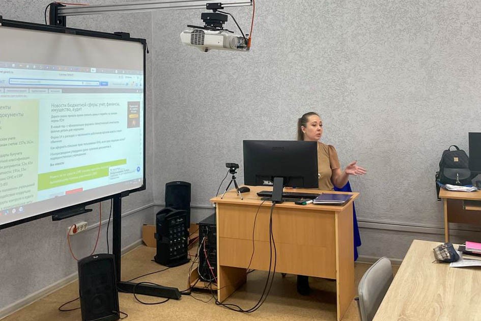 В Елабужском институте КФУ состоялось занятие по обучению студентов работе в системе ГАРАНТ В Елабужском институте КФУ состоялось занятие по обучению студентов работе в системе ГАРАНТ