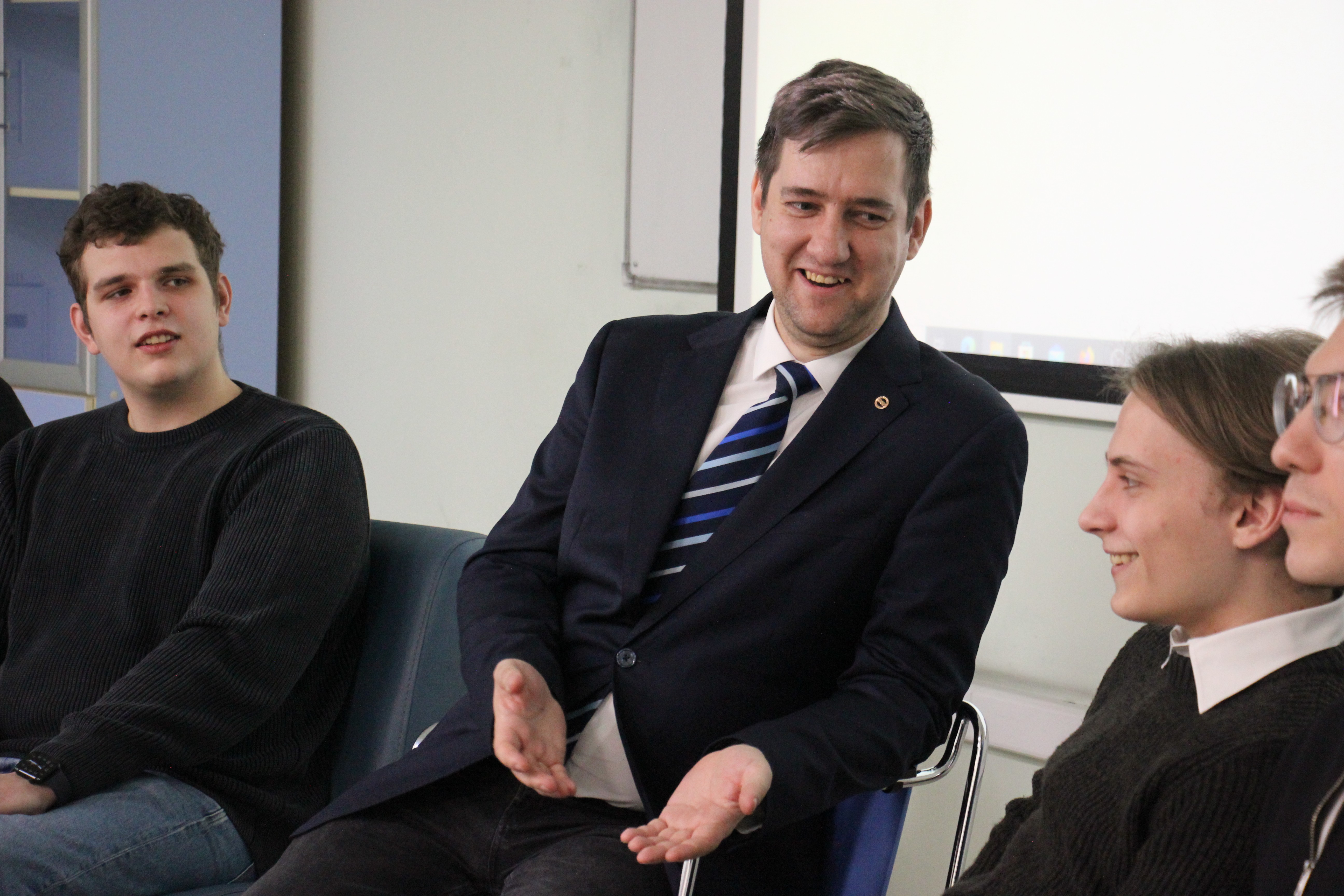 ��������� ������ ����������� � ��-������ ���� �� ������ ��� �������� ������ ���