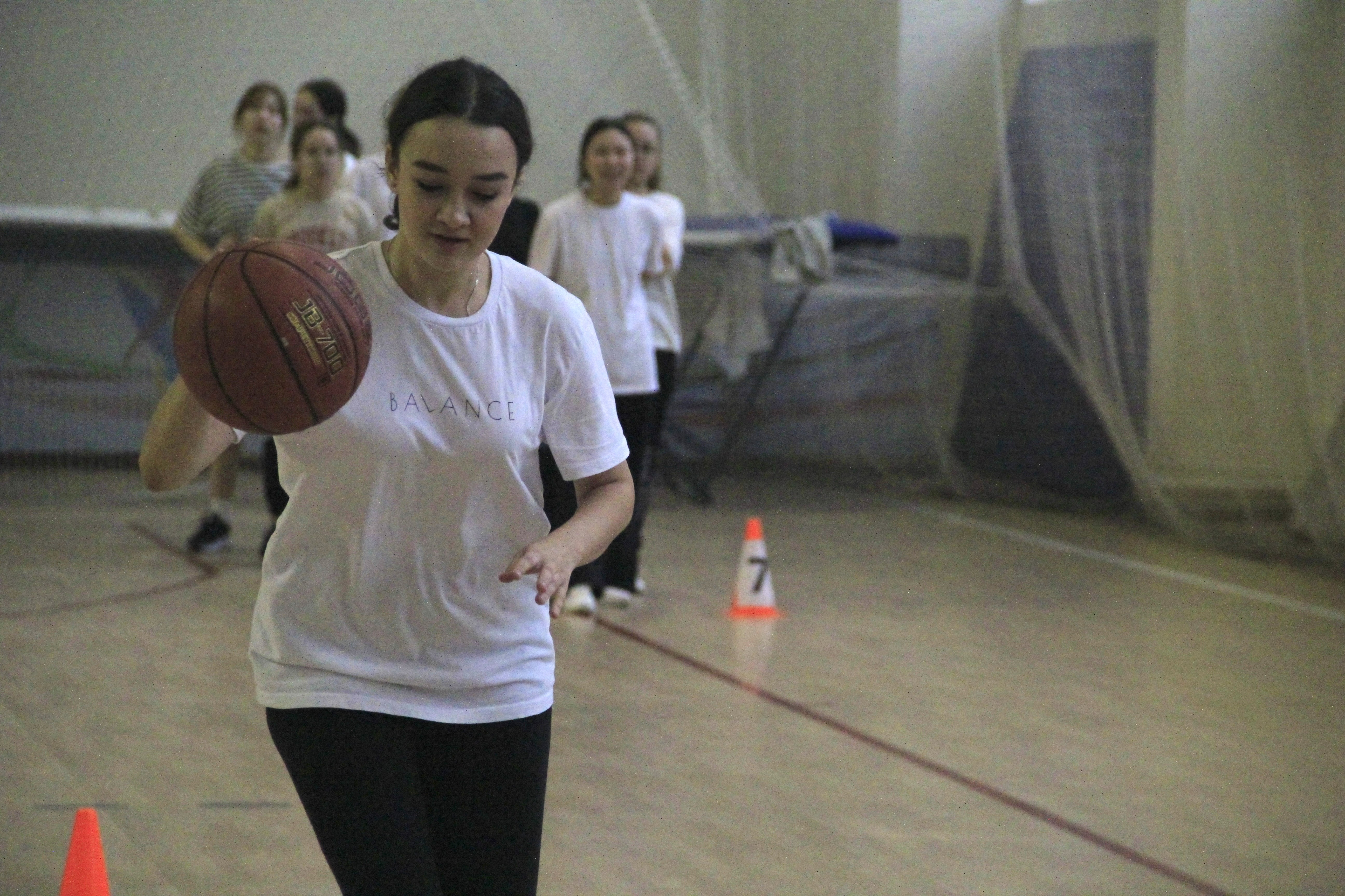 �������! ����! �������! ,�������! ����! �������!