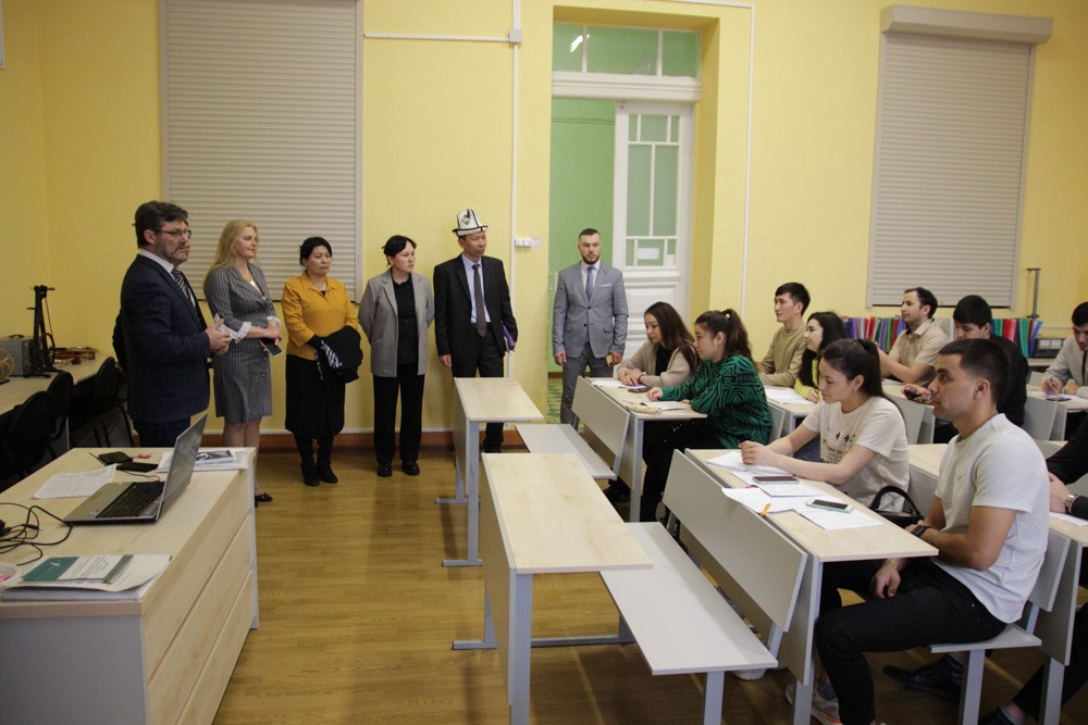 � ���������� �������� ��� ������� ��������� ��������-���������� �������������� ������������ ����� �. �������� (�. ��)