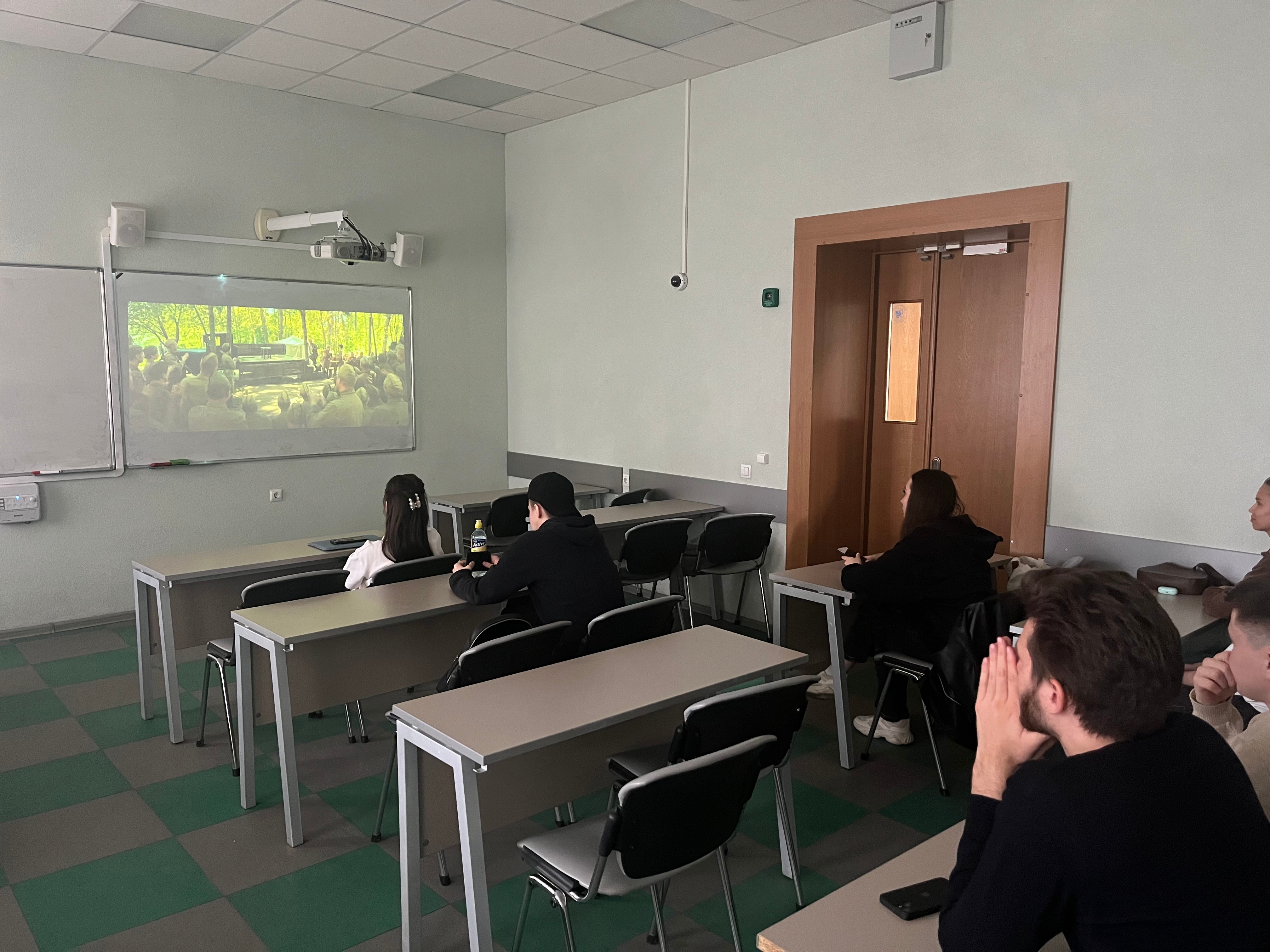 Кураторские часы, посвящённые 80-летию Великой Победы Кураторские часы, посвящённые 80-летию Великой Победы