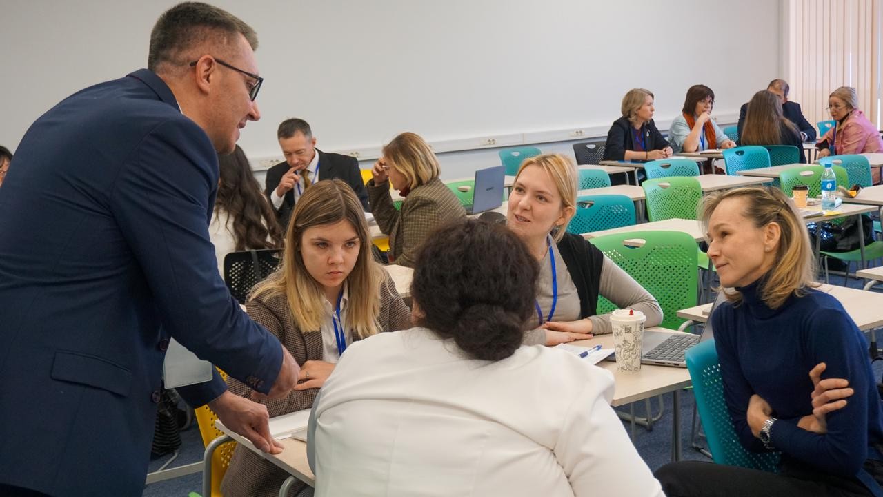 Преподаватели ИМОИиВ повысили квалификацию в области современного востоковедения в ДВФУ Преподаватели ИМОИиВ повысили квалификацию в области современного востоковедения в ДВФУ