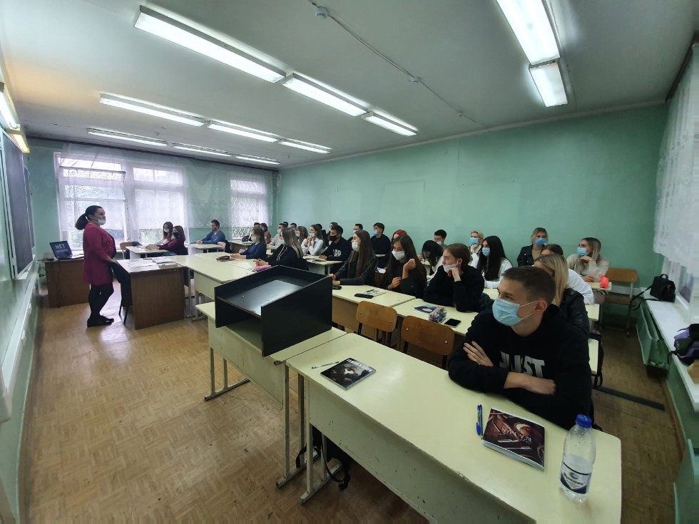 В КФУ прошли мероприятия, посвященные Дню солидарности в борьбе с терроризмом В КФУ прошли мероприятия, посвященные Дню солидарности в борьбе с терроризмом