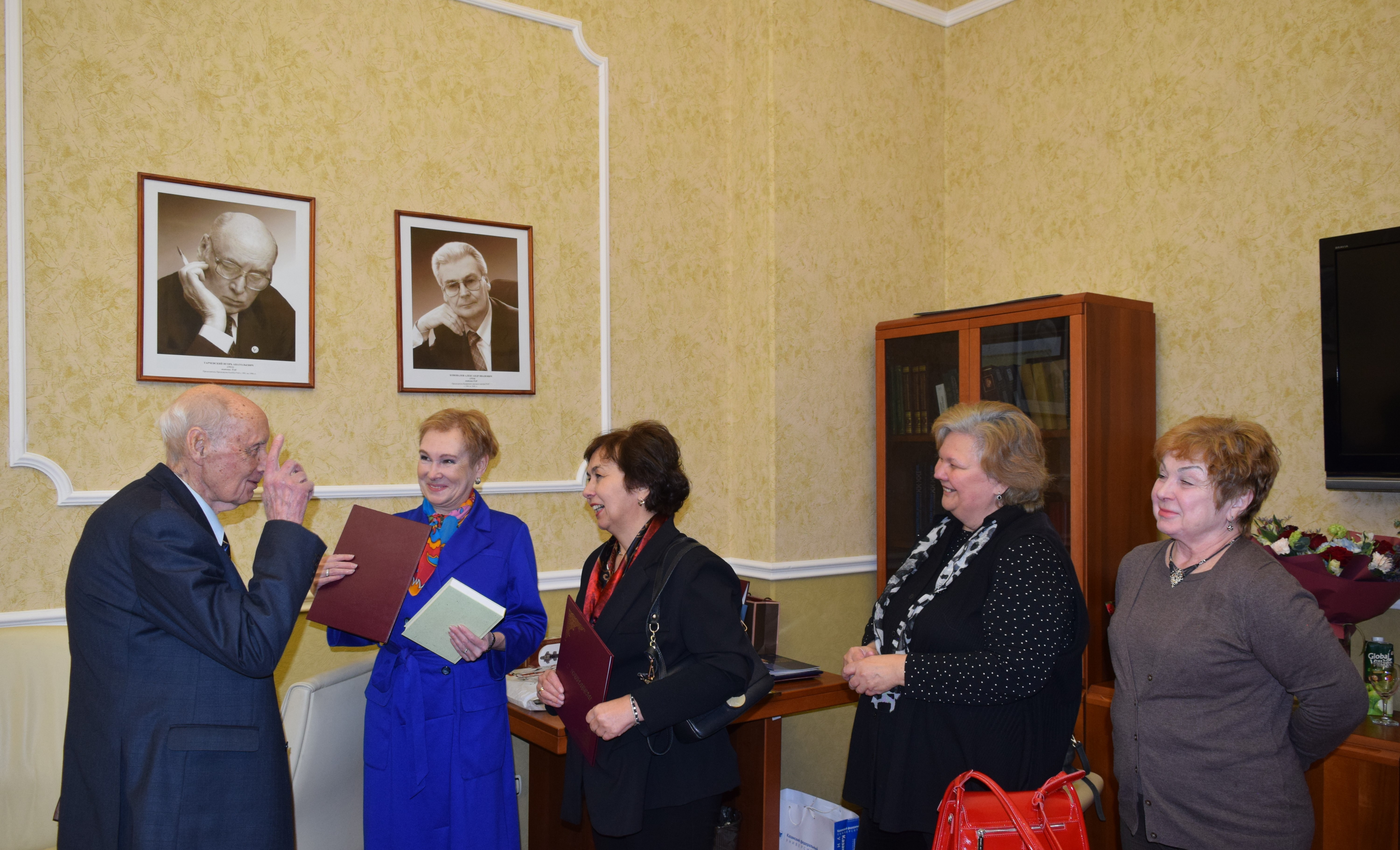 ������������� ������ ����� �������� ��������� ��������������� �������� � �������� ��� ���������� � 95-������ ������� ����������� ������� ����� ������������ �����������