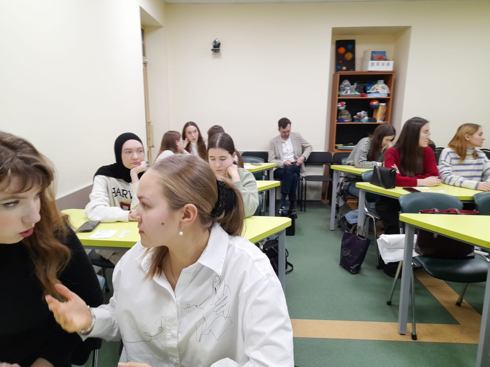 �������� 3 �����  ��������� ���������� � ����������� �������� �������� ����� �� ������������� ������