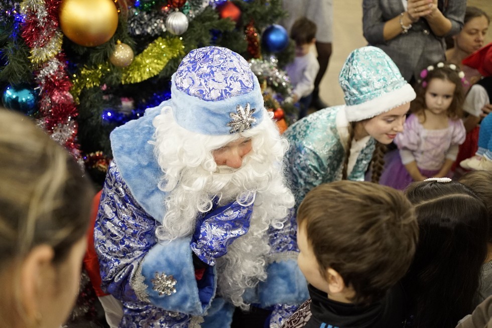 Kazan Federal University holds New Year celebrations for employees' kids