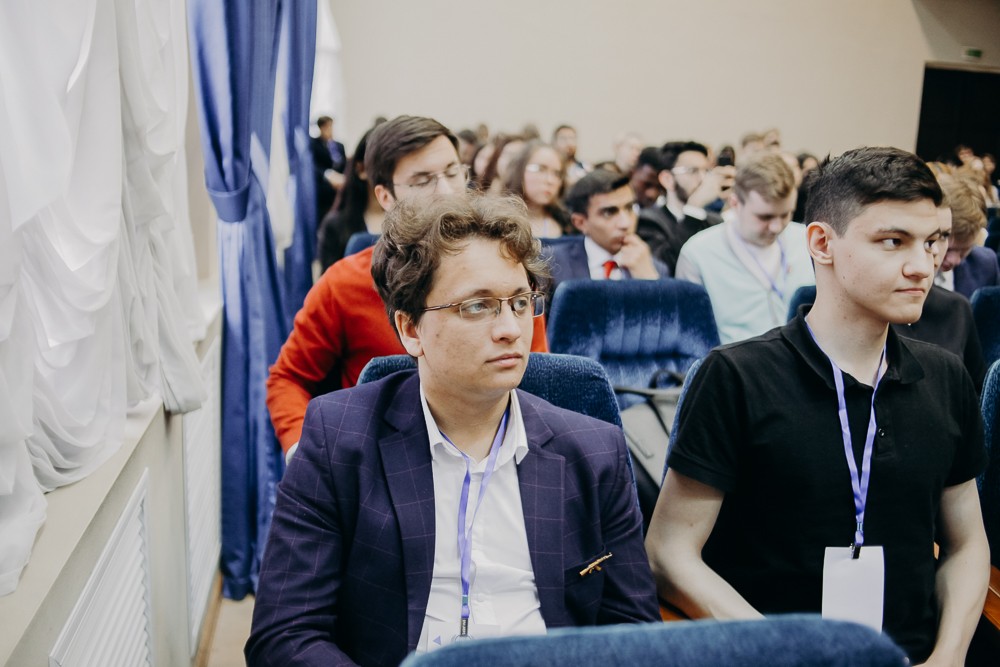 Торжественное закрытие Казанской модели ООН прошло в КФУ Торжественное закрытие Казанской модели ООН прошло в КФУ