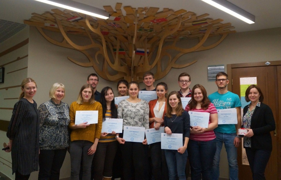 ������������������� ���������