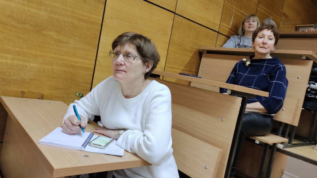 ��������� ��� ������������� � ������� 18 ���� ,����������� �������� �������� ���