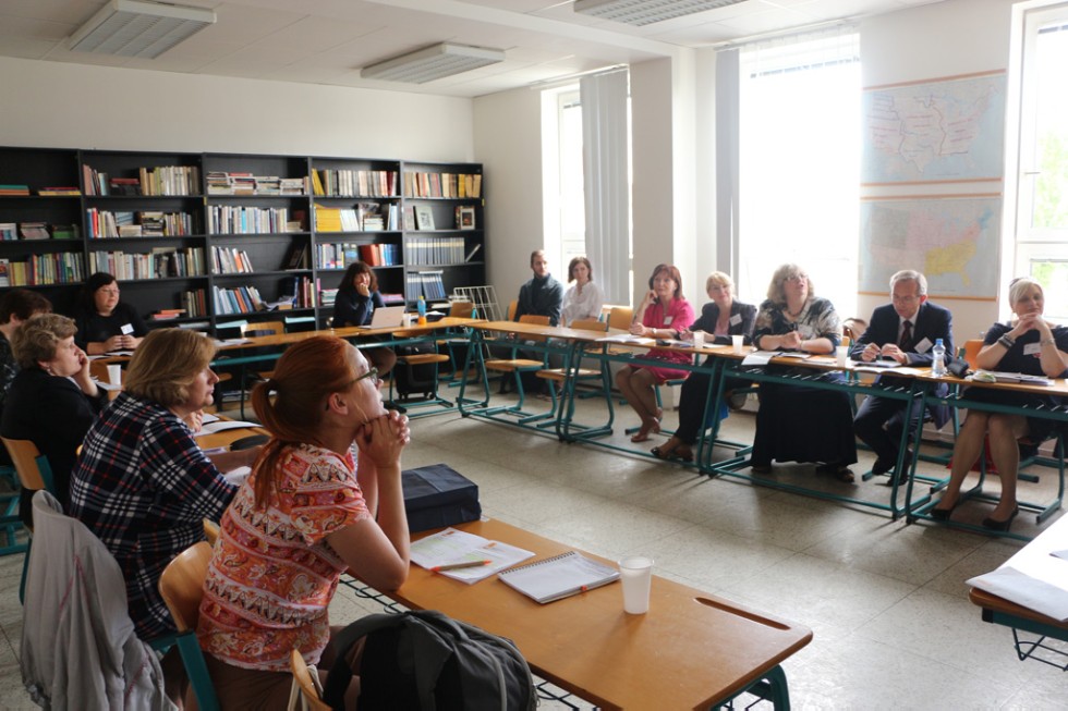 �������� �������� �������� ����� ����������� � �����