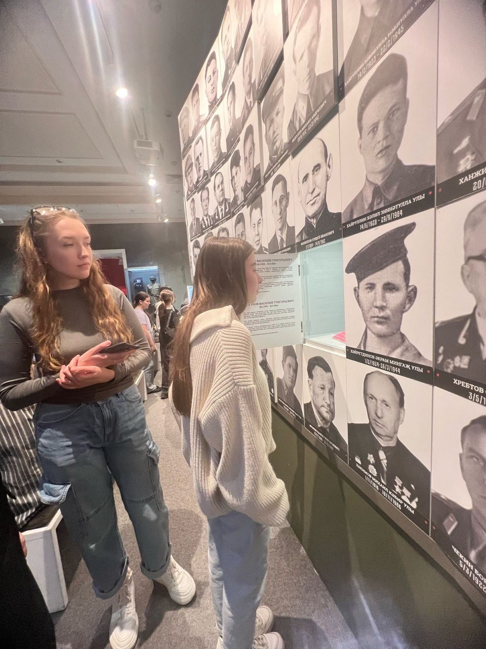 Кураторские часы, посвященные героям Великой Отечественной войны Кураторские часы, посвященные героям Великой Отечественной войны