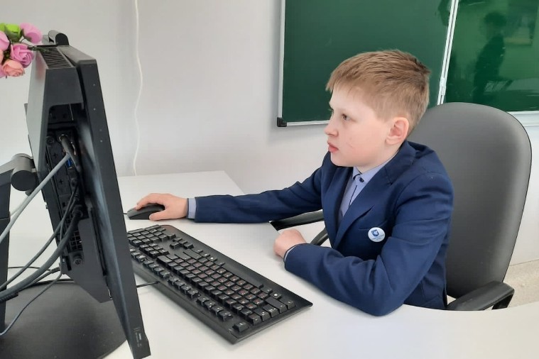 Ученик ОШ 'Университетская' ЕИ КФУ стал дипломантом Всероссийского конкурса юных исследователей окружающей среды 'Открытия ? 2030' Ученик ОШ 'Университетская' ЕИ КФУ стал дипломантом Всероссийского конкурса юных исследователей окружающей среды 'Открытия ? 2030'