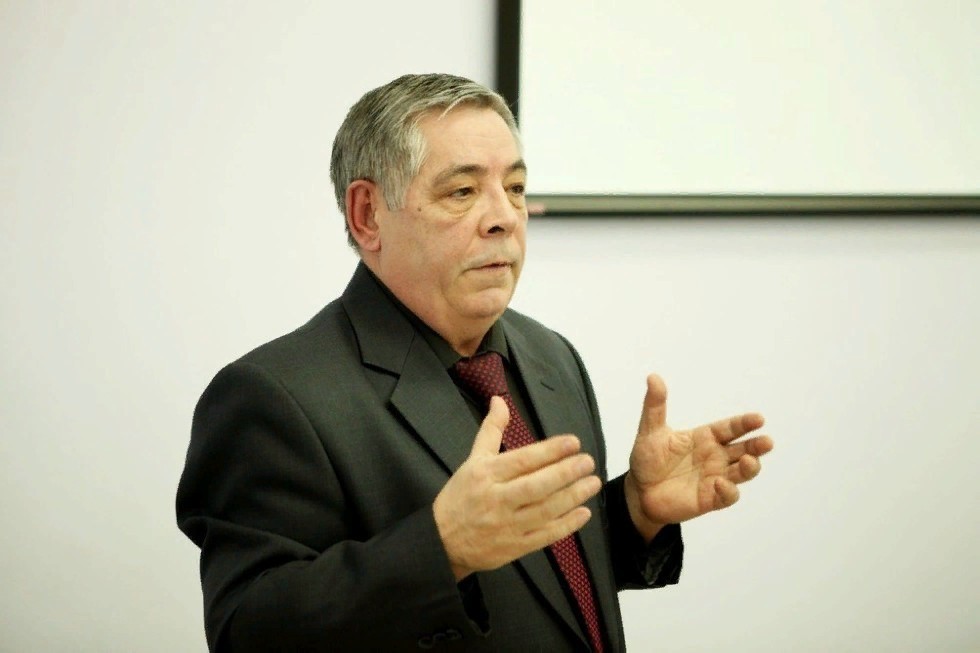 Юбилей отмечает Аскадула Сабиров ? профессор кафедры философии и социологии Елабужского института КФУ Юбилей отмечает Аскадула Сабиров ? профессор кафедры философии и социологии Елабужского института КФУ