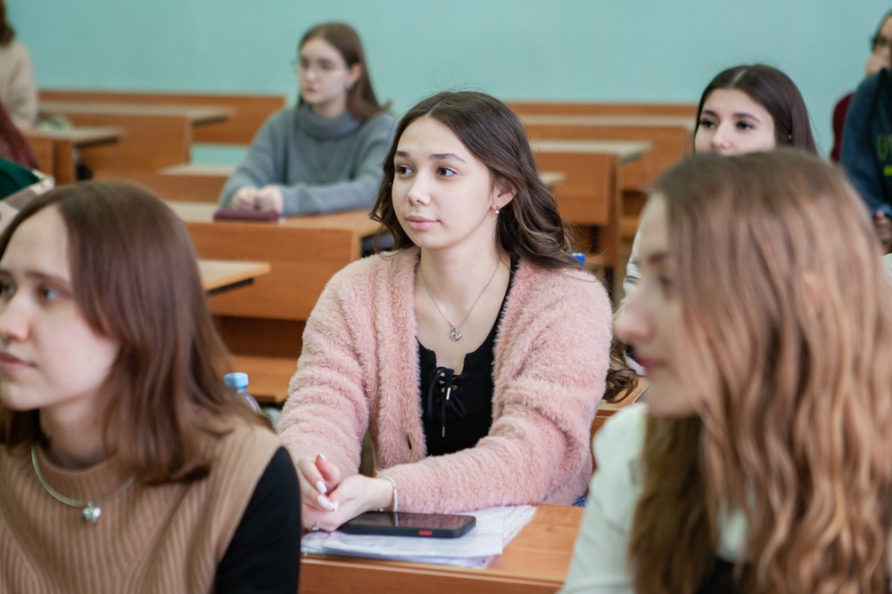 'Мы родились с тобой под одним созвездием' 'Мы родились с тобой под одним созвездием'