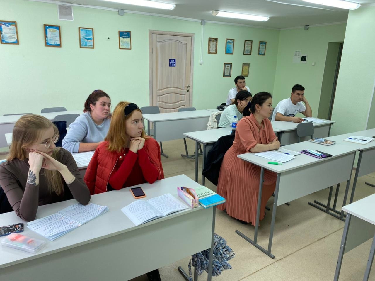 В КФУ прошли мероприятия, посвященные Дню солидарности в борьбе с терроризмом В КФУ прошли мероприятия, посвященные Дню солидарности в борьбе с терроризмом