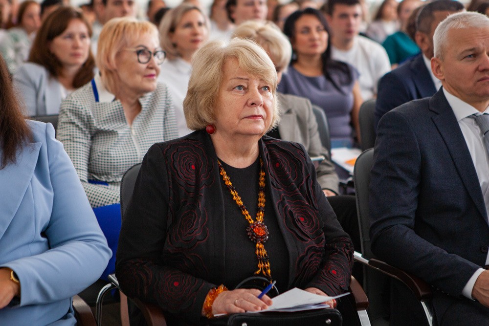 IX ������������ ������: ������� (����)