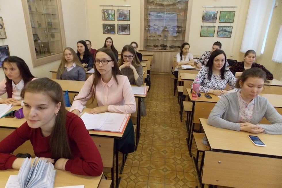 �������� ������������ ������-��������������� ����������� �� ������� �������� � �����