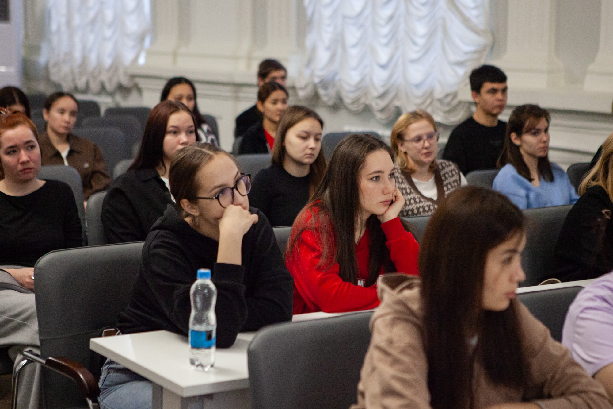 Открытая лекция профессора Анатолия Разживина прошла в Елабужском институте КФУ Открытая лекция профессора Анатолия Разживина прошла в Елабужском институте КФУ