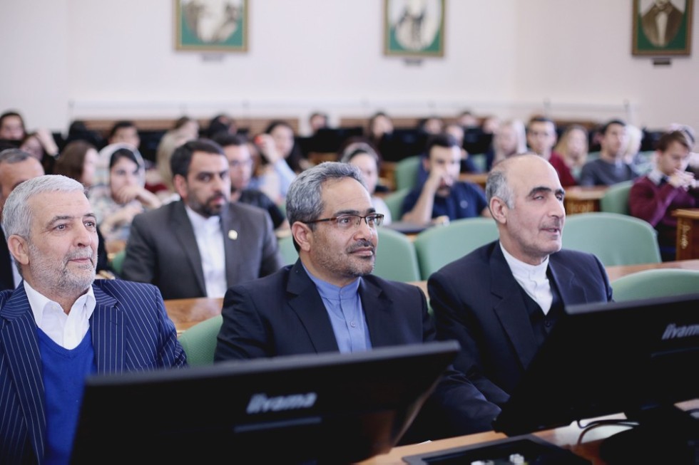 Ebrahim Raisi, Grand Custodian of Astan Quds Razavi Foundation, visited Kazan University ,Astan Quds Razavi, Iran, IIRHOS