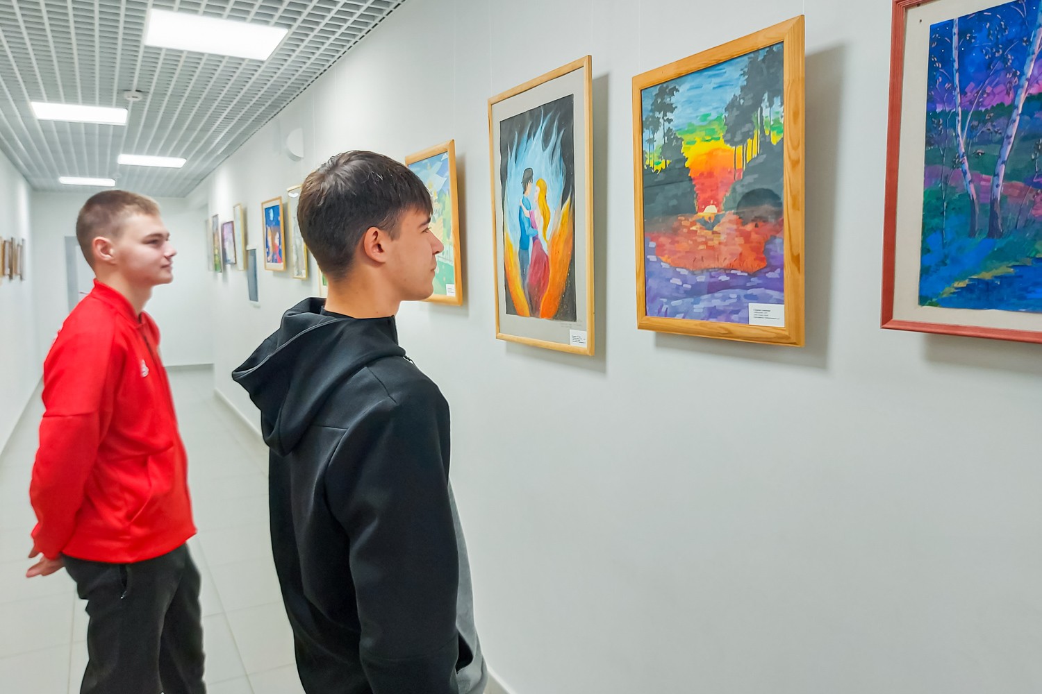 Отрылась выставка 'Есенин: от строки к холсту' Отрылась выставка 'Есенин: от строки к холсту'