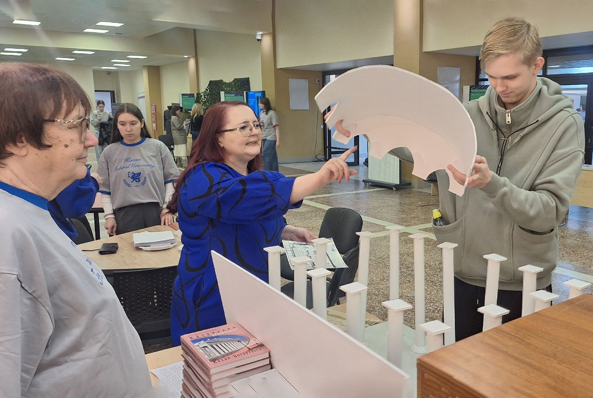 XIX 'PROнаука' в КФУ: вечер, когда оживали супергерои науки XIX 'PROнаука' в КФУ: вечер, когда оживали супергерои науки