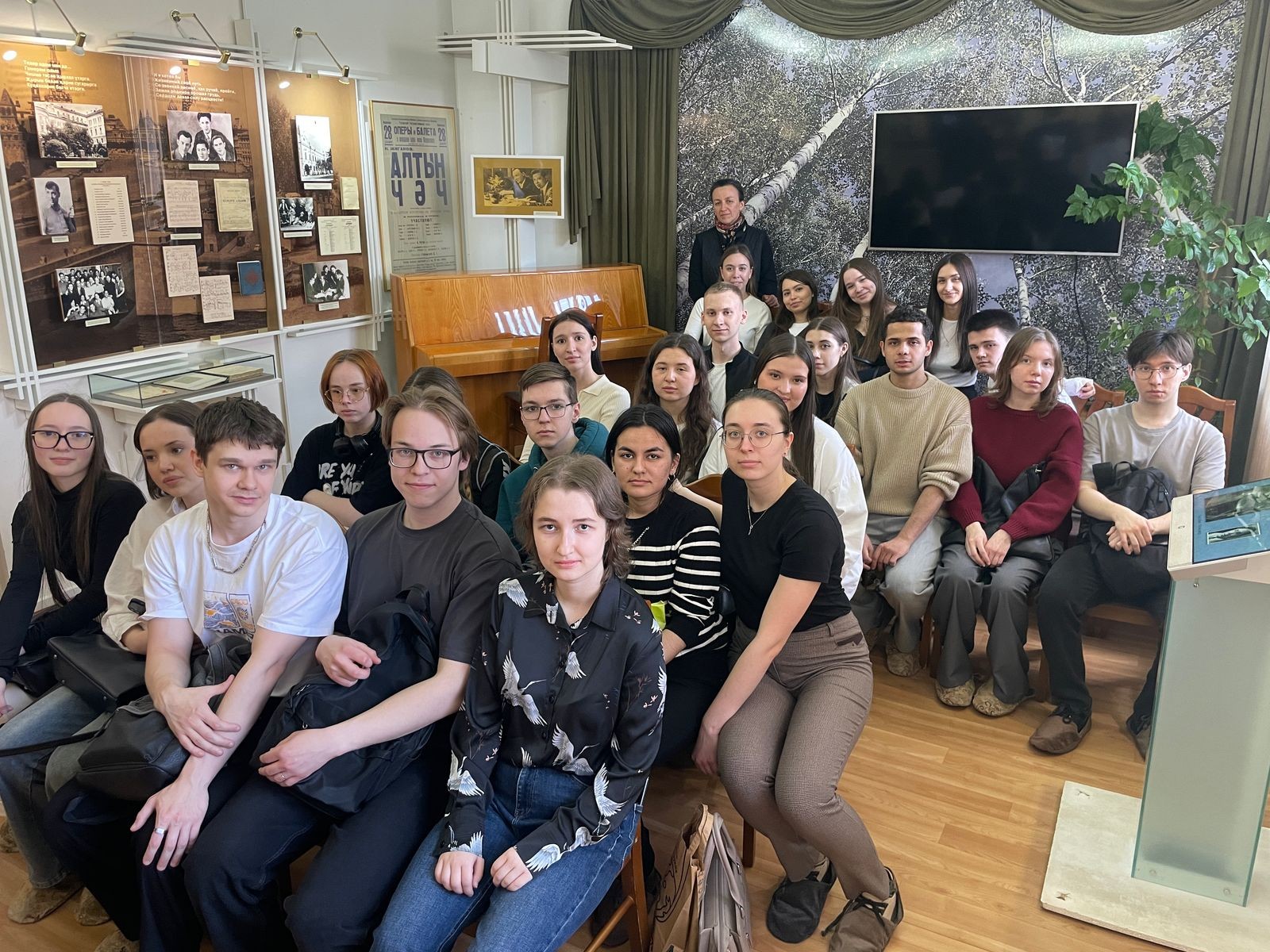 Студенты Института посетили музеи Казанского Кремля Студенты Института посетили музеи Казанского Кремля