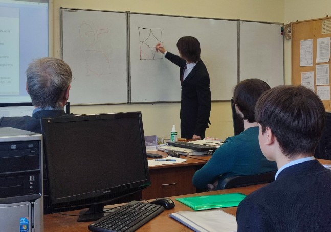 КФУ распахнул двери для финалистов конкурса 'Лобачевский. Прорыв' КФУ распахнул двери для финалистов конкурса 'Лобачевский. Прорыв'