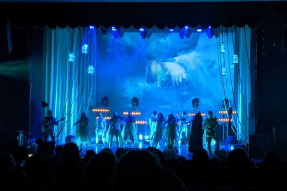 Студенты Отделения математики и естественных наук побывали на концерте танцующего симфонического оркестра Concord Orchestra Студенты Отделения математики и естественных наук побывали на концерте танцующего симфонического оркестра Concord Orchestra