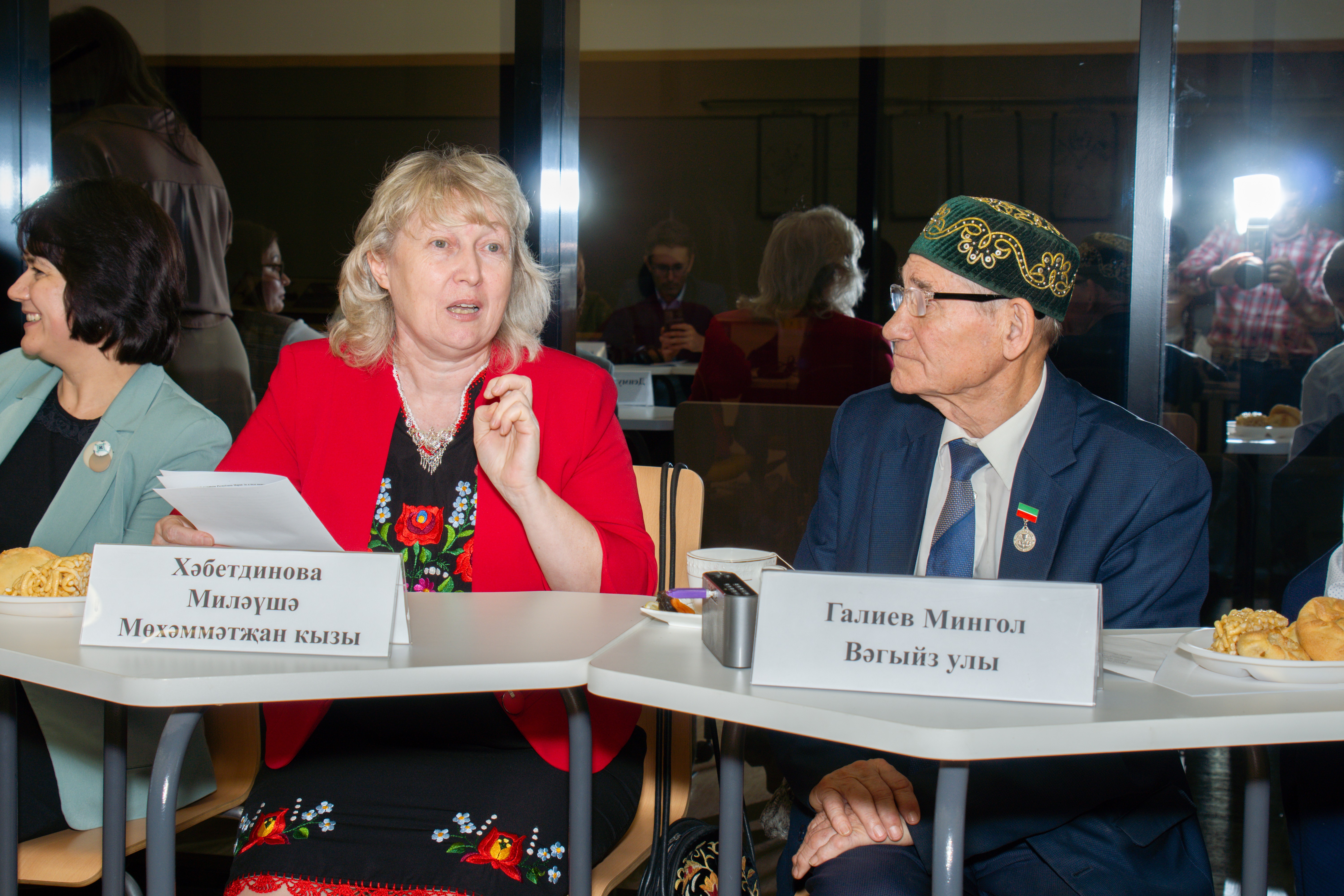 Галимнәр халык музыкасын җыюның актуаль мәсьәләләре турында фикер алыштылар Галимнәр халык музыкасын җыюның актуаль мәсьәләләре турында фикер алыштылар