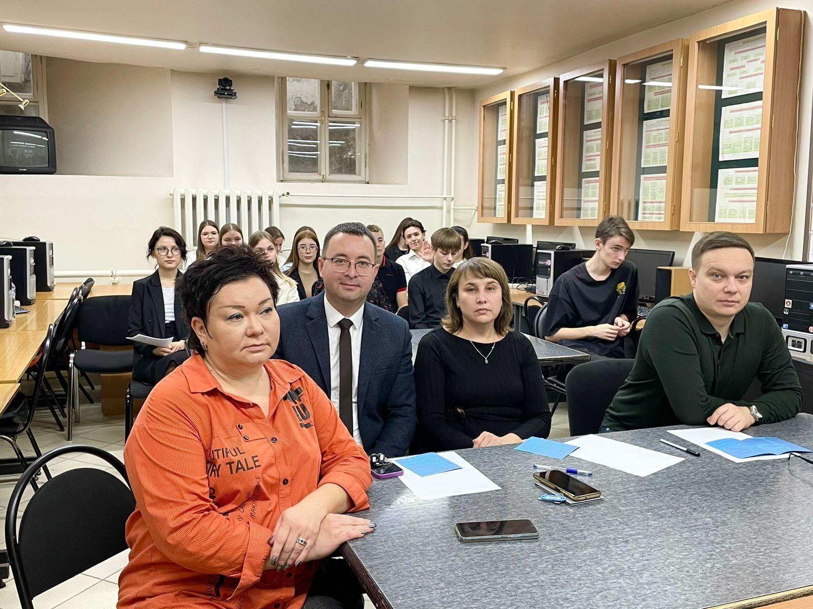 Открытая защита творческих проектов в рамках дисциплины 'Арт-педагогика в образовательном пространстве' студентами III курса группы 08-122 2023-2024 учебный год Открытая защита творческих проектов в рамках дисциплины 'Арт-педагогика в образовательном пространстве' студентами III курса группы 08-122 2023-2024 учебный год