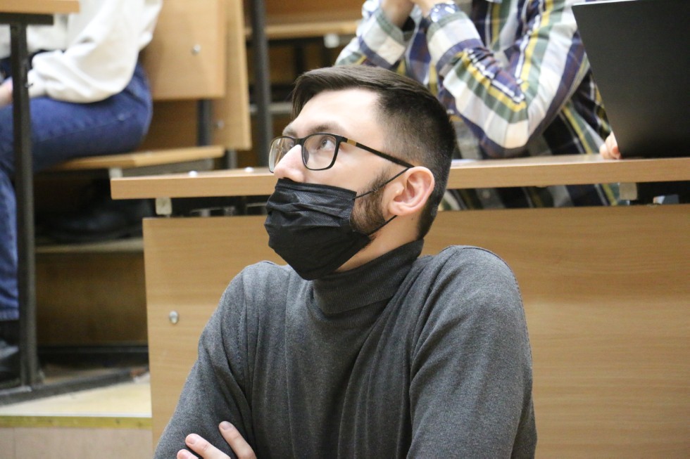 � ���� ��������� ������ ������������� ������