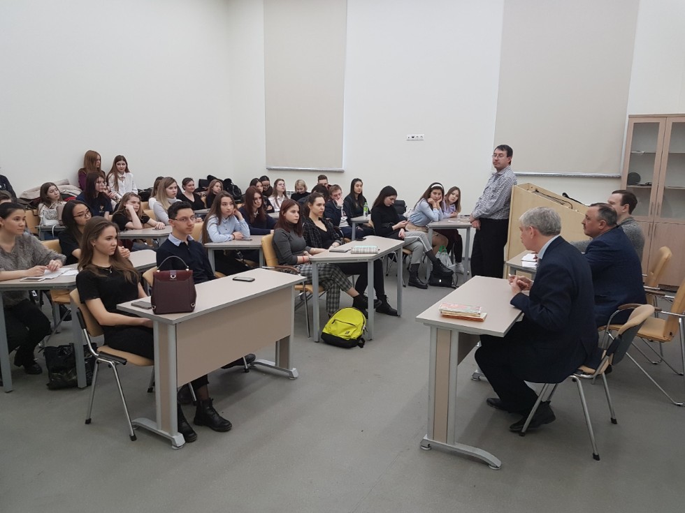 �������� ��� ������ '100 ��� �����' �� ��������� ������ ����� ������������ ���