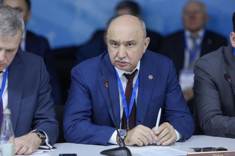 Rector Ilshat Gafurov joined 8th meeting of the Coordinating Council of Machine Building Companies of Tatarstan ,President of Tatarstan, NCI, EI, IE