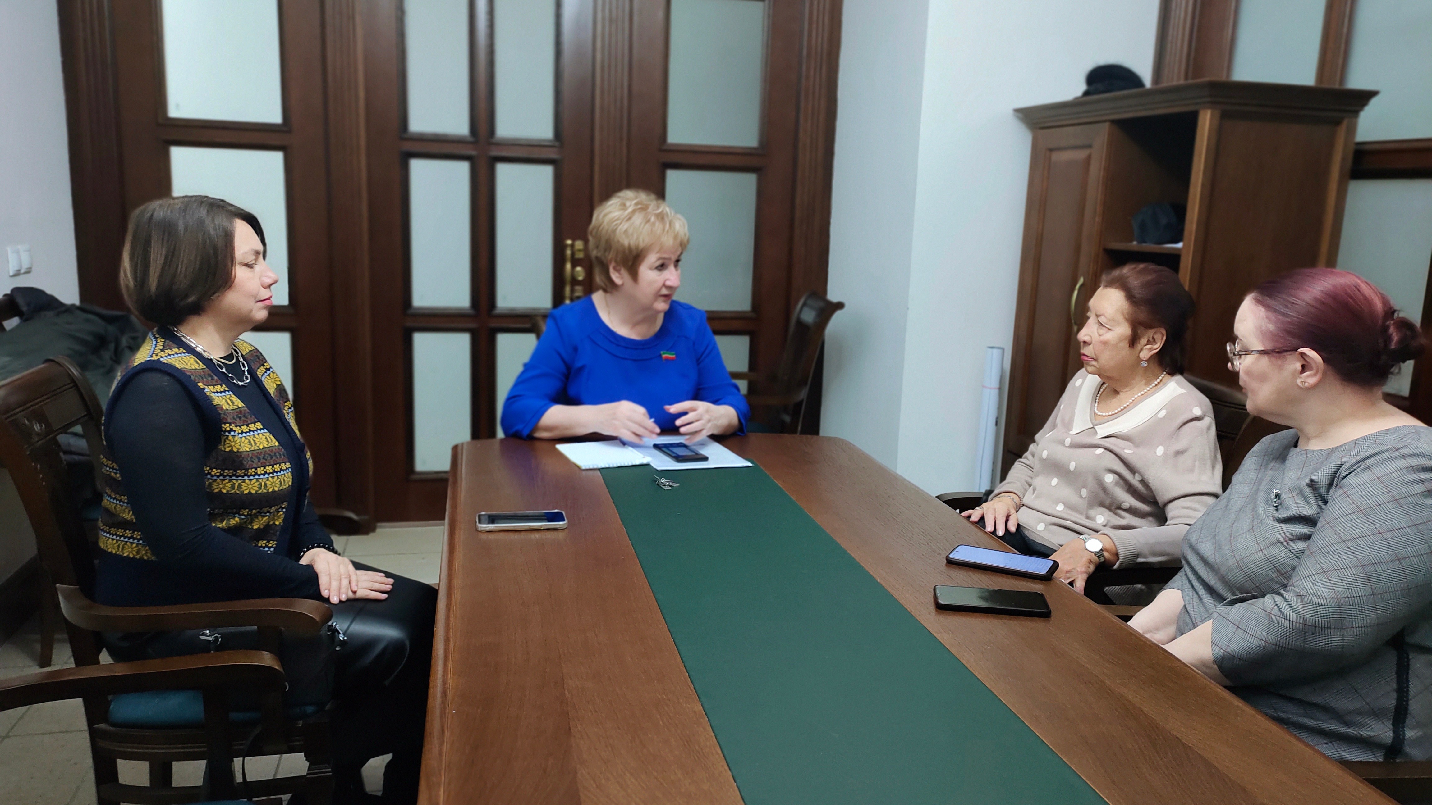 ������� '�����' ? ������������� '�������'