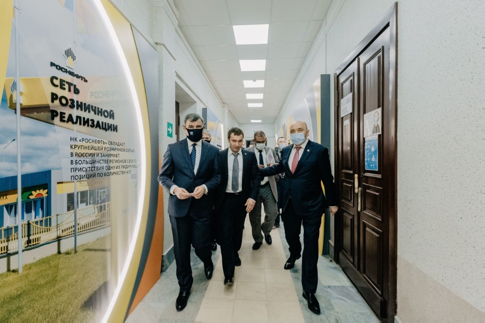 Minister of Oil of Iraq visited Kazan University Minister of Oil of Iraq visited Kazan University