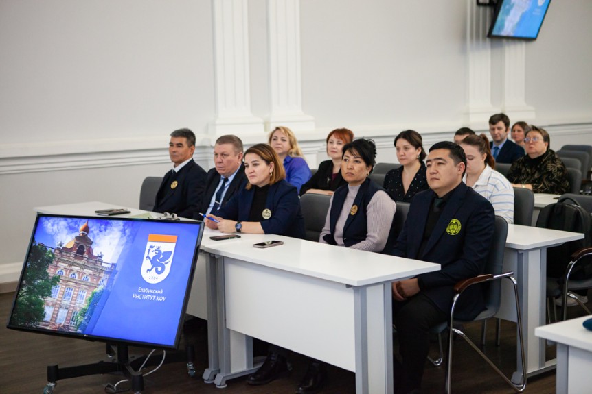 Преподаватели Гулистанского государственного педагогического института обучаются в ЕИ КФУ Преподаватели Гулистанского государственного педагогического института обучаются в ЕИ КФУ