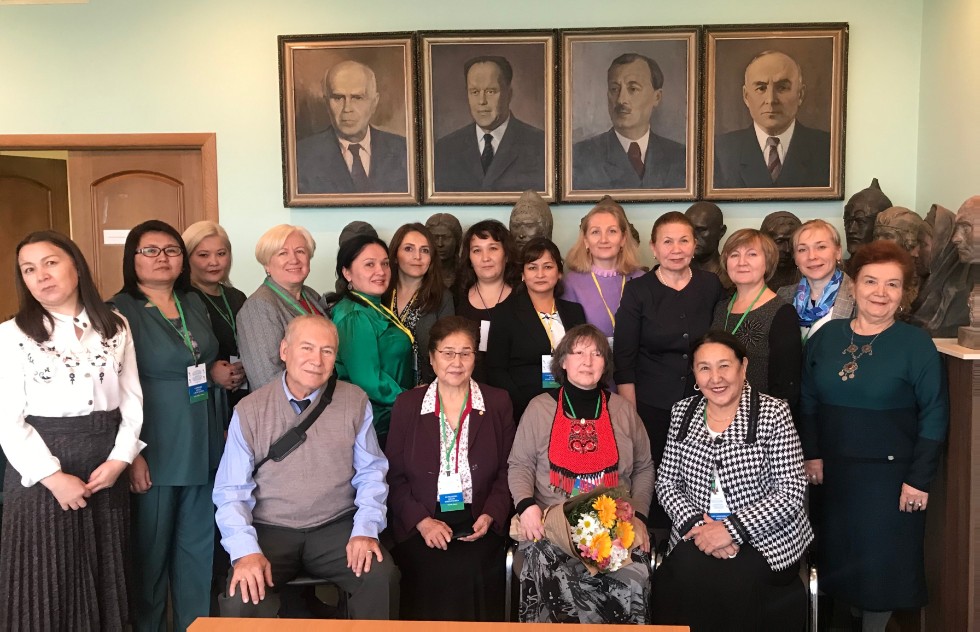 Татар галимнәре 'Башкорт теле һәм әдәбияты глобальләшү шартларында һәм күп милләтле мохиттә' конференциясендә чыгыш ясады Татар галимнәре 'Башкорт теле һәм әдәбияты глобальләшү шартларында һәм күп милләтле мохиттә' конференциясендә чыгыш ясады