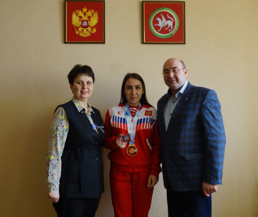 '���������� ������� ����� ? ������ ������ ������!'