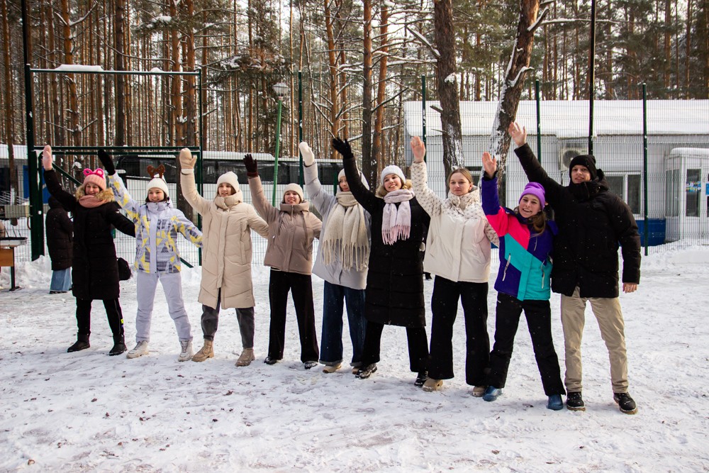 В Елабужском институте год проводили 'Зимними забавами' В Елабужском институте год проводили 'Зимними забавами'