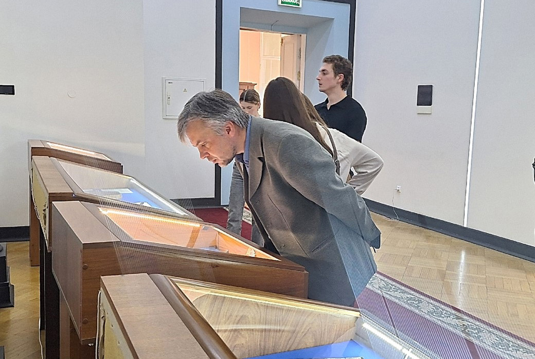 '����� �������� ����: ��������� ������ � ������'