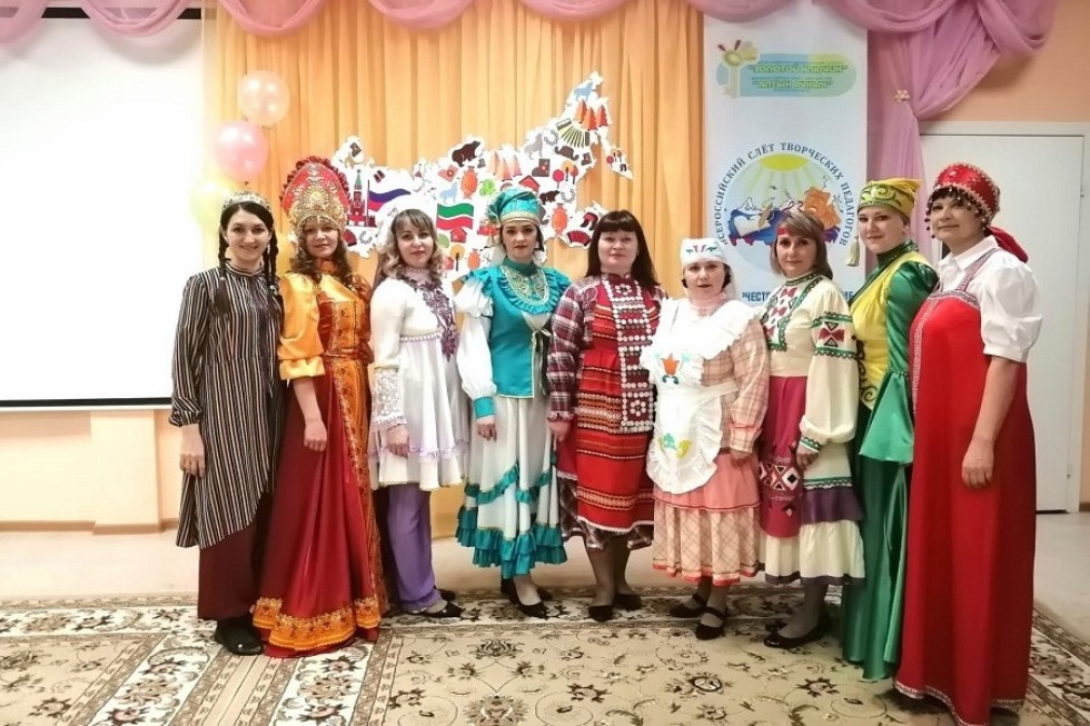 'И творчество, и вдохновение, и мастерство ? единство трёх!' 'И творчество, и вдохновение, и мастерство ? единство трёх!'