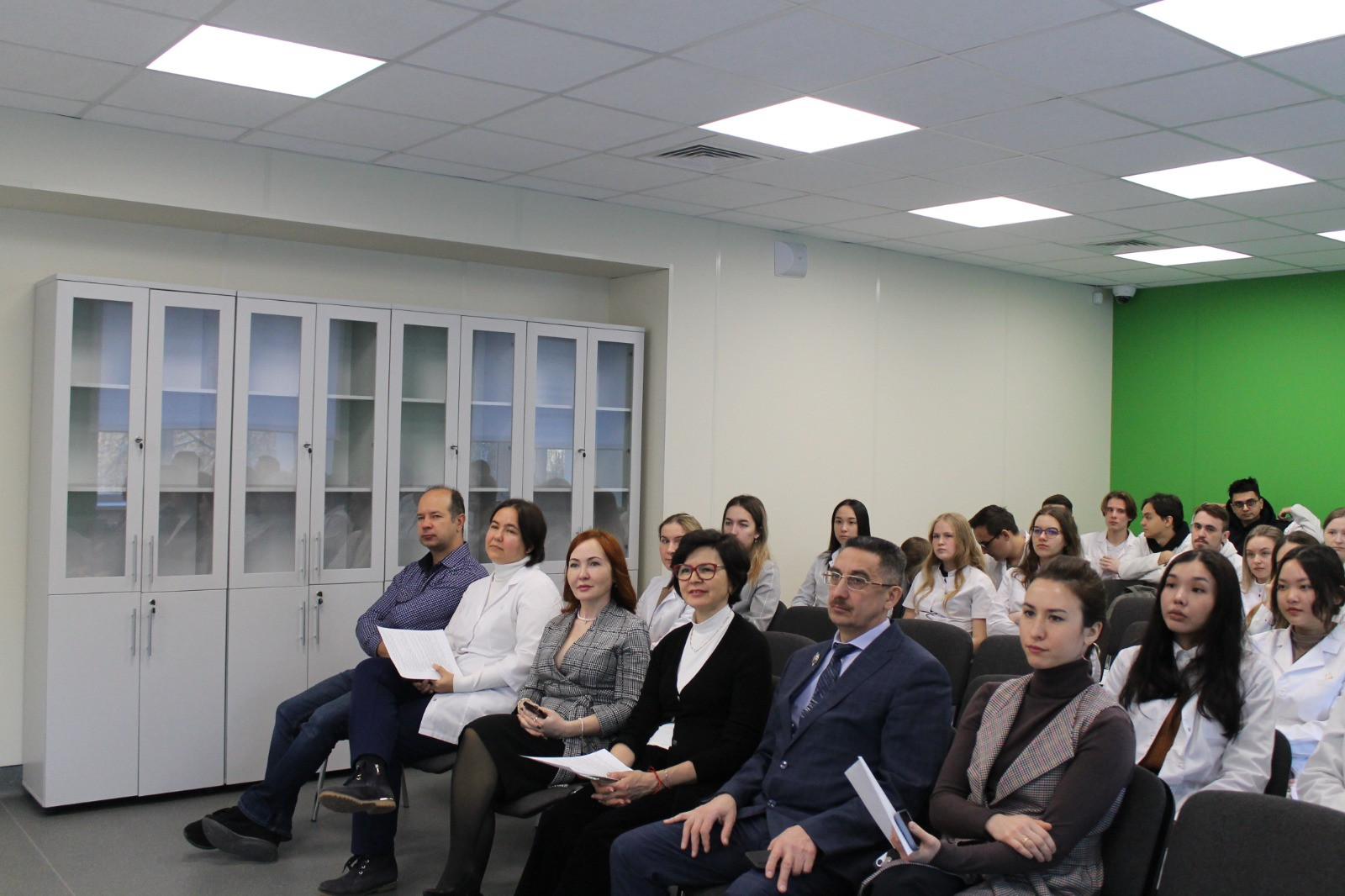 КОНФЕРЕНЦИЯ МОЛОДЫХ УЧЕНЫХ, ПОСВЯЩЕННАЯ 10- ЛЕТНЕМУ ЮБИЛЕЮ КАФЕДРЫ СТОМАТОЛОГИИ И ИМПЛАНТОЛОГИИ ИФМиБ КФУ 'ИННОВАЦИОННЫЕ ТЕХНОЛОГИИ В СТОМАТОЛОГИИ: ОТВЕТЫ НА СОВРЕМЕННЫЕ ВЫЗОВЫ И ПЕРСПЕКТИВЫ РАЗВИТИЯ' КОНФЕРЕНЦИЯ МОЛОДЫХ УЧЕНЫХ, ПОСВЯЩЕННАЯ 10- ЛЕТНЕМУ ЮБИЛЕЮ КАФЕДРЫ СТОМАТОЛОГИИ И ИМПЛАНТОЛОГИИ ИФМиБ КФУ 'ИННОВАЦИОННЫЕ ТЕХНОЛОГИИ В СТОМАТОЛОГИИ: ОТВЕТЫ НА СОВРЕМЕННЫЕ ВЫЗОВЫ И ПЕРСПЕКТИВЫ РАЗВИТИЯ'