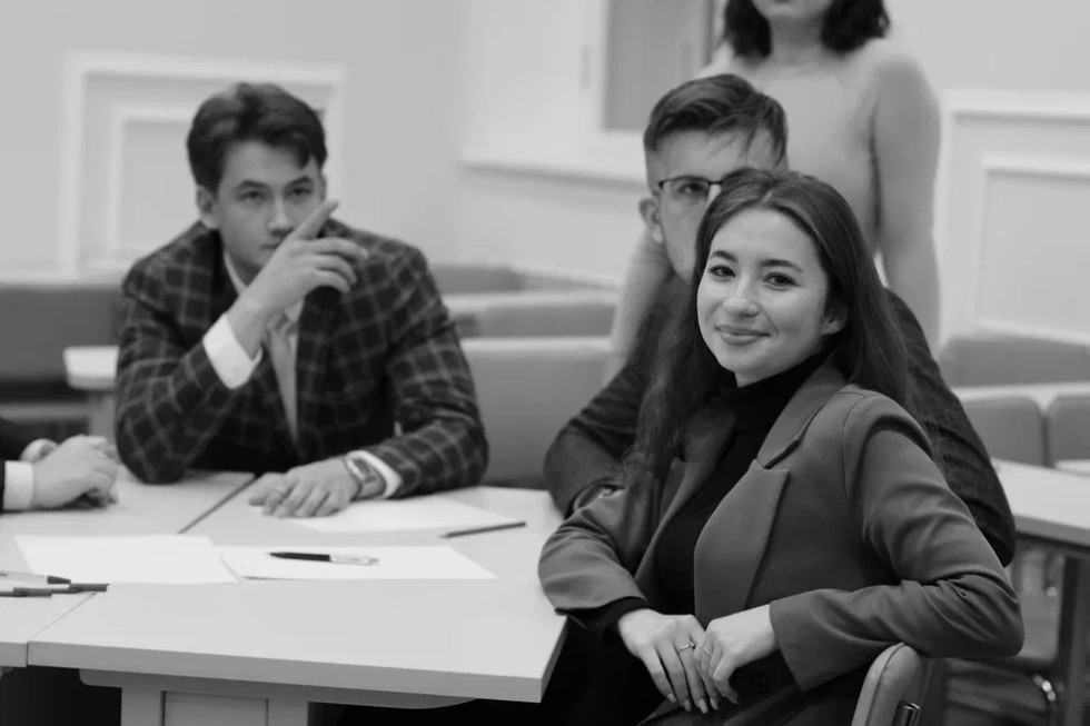 Члены лаборатории победили в интеллектуальной игре, приуроченной к 30-летию Конституции Республики Татарстан Члены лаборатории победили в интеллектуальной игре, приуроченной к 30-летию Конституции Республики Татарстан