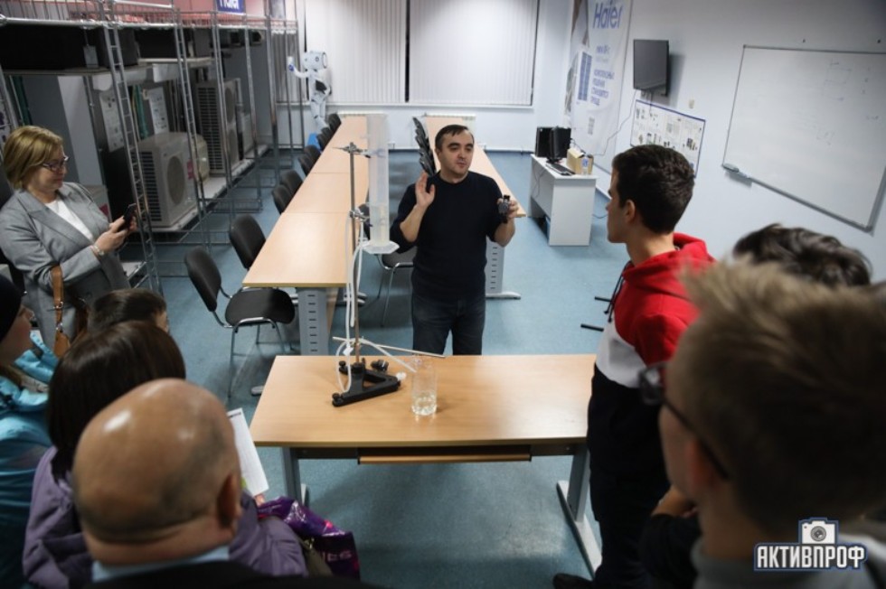 ВЫСАДКА НАУЧНОГО ДЕСАНТА В НЧИ КФУ ВЫСАДКА НАУЧНОГО ДЕСАНТА В НЧИ КФУ