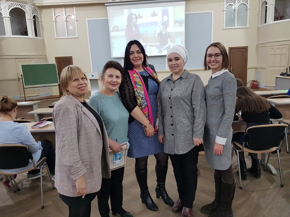 Кураторы кафедры телепроизводства и цифровых коммуникаций награждены грамотами Комитета по делам детей и молодежи исполнительного комитета г.Казани и благодарственными письмами ректора КФУ Кураторы кафедры телепроизводства и цифровых коммуникаций награждены грамотами Комитета по делам детей и молодежи исполнительного комитета г.Казани и благодарственными письмами ректора КФУ