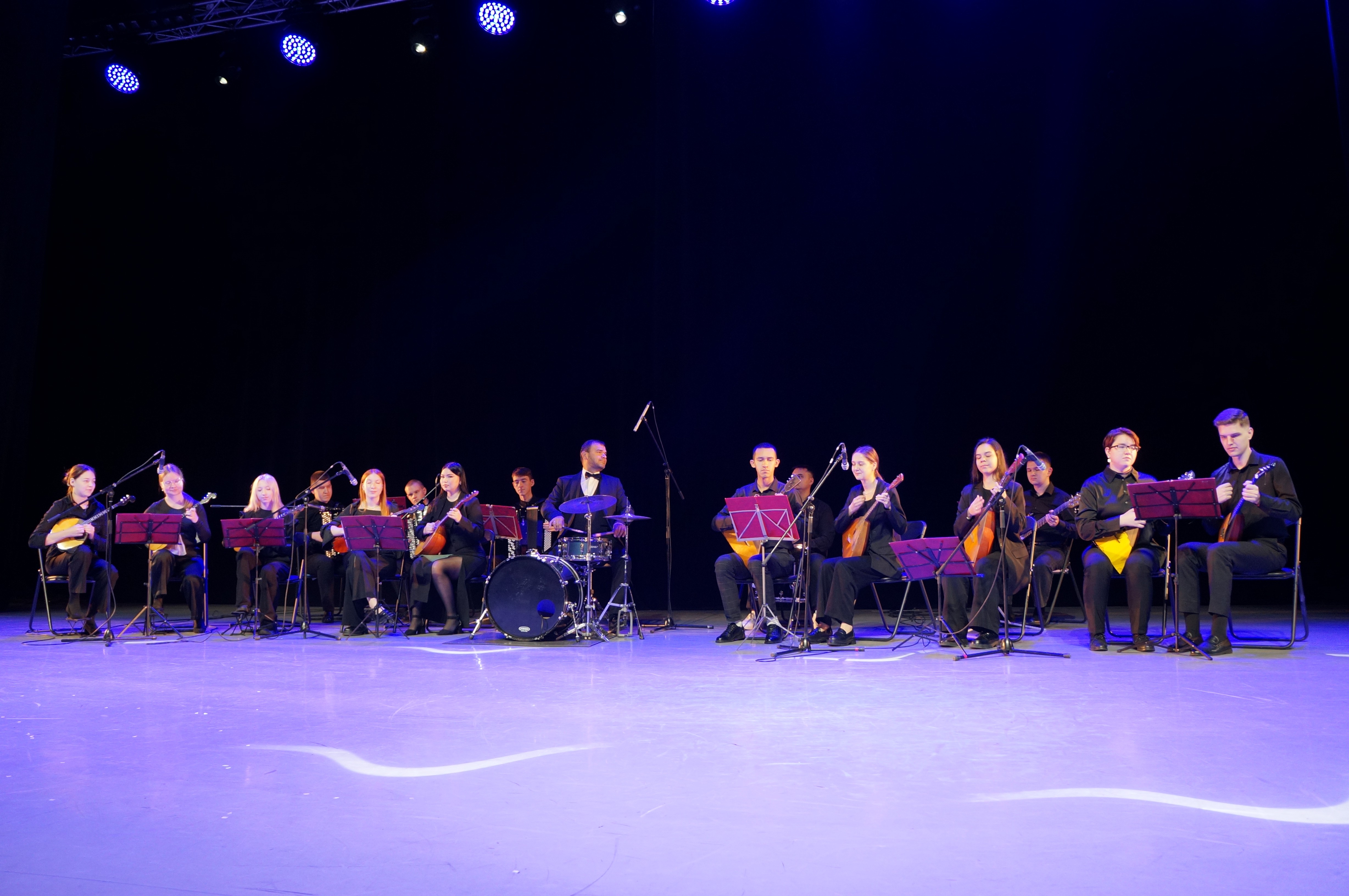 ���������� �����������, ��������� � ������� ������ � ��� ���� '����������� ��������'