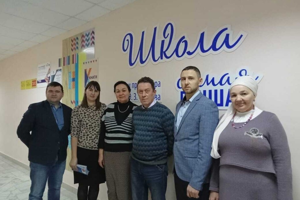 Преподаватели ЕИ КФУ провели профориентационную работу в Республике Чувашия Преподаватели ЕИ КФУ провели профориентационную работу в Республике Чувашия