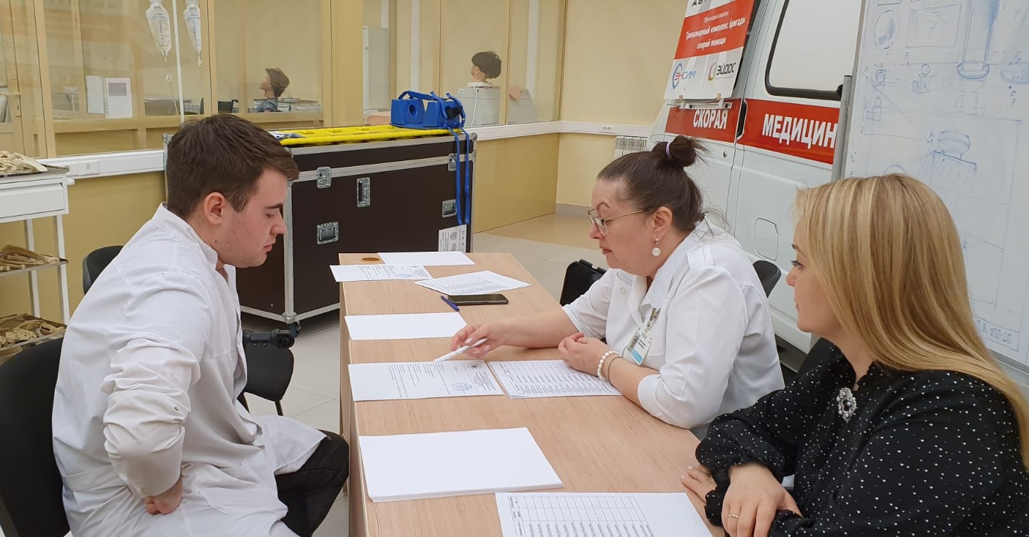 В ноябре 2022 года прошел экзамен на должности среднего медицинского персонала в ИФМиБ КФУ В ноябре 2022 года прошел экзамен на должности среднего медицинского персонала в ИФМиБ КФУ