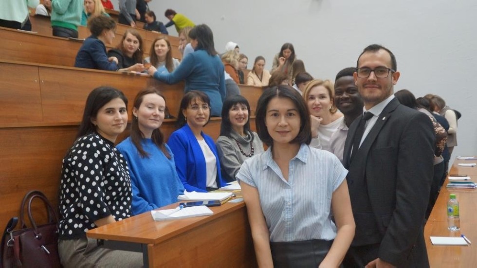 ���� ����������� ������ � ����